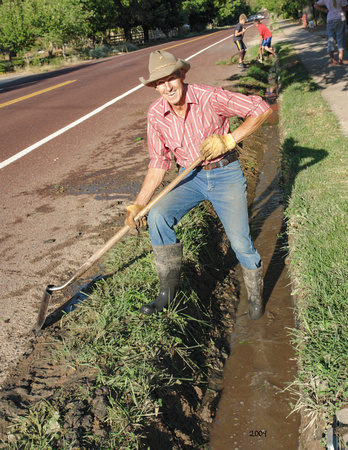 2009 Cleaning the Ditch