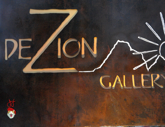 DeZion Gallery Opening 12.jpg