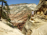 2002_0718 Hidden Canyon with Larry and Darlene